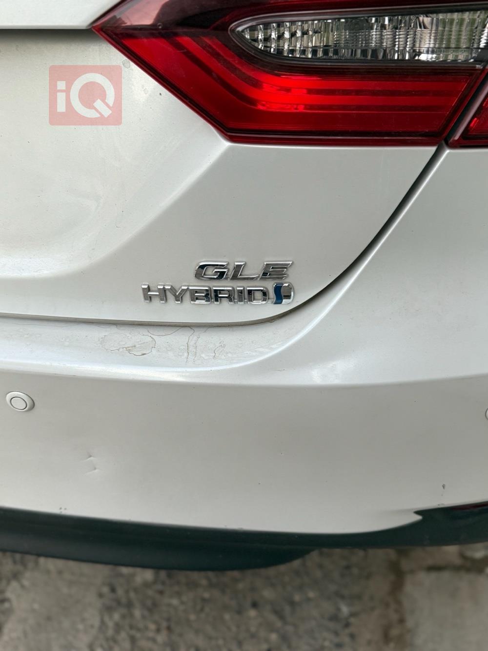 تۆیۆتا کامری